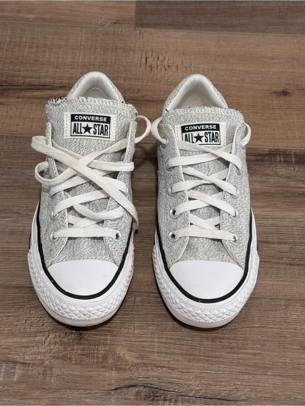 Converse Chuck Taylor All Star Madison Low Top Sneakers